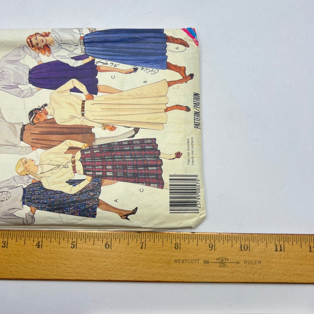 McCalls 80s Skirt Pattern 3254 Vintage Sz 8 (24" waist)‎ Pleated Flare A-Line - Picture 11 of 11